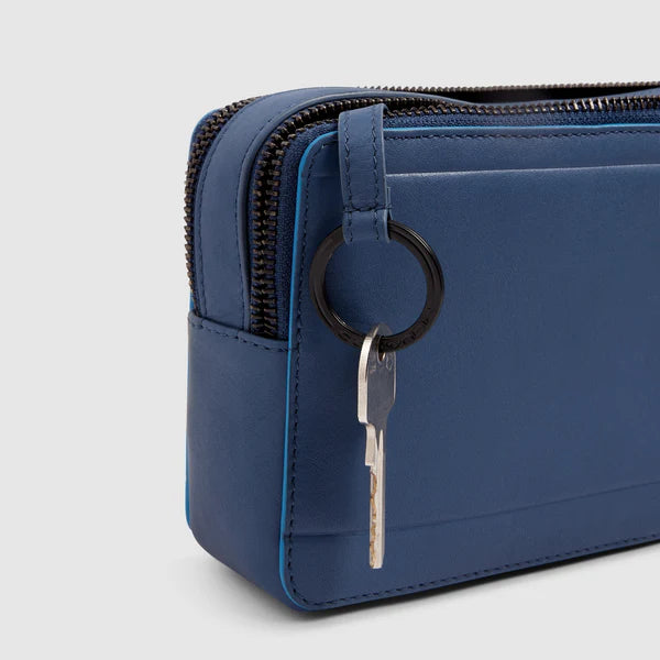 Piquadro Pochette Blu a due scomparti Linea Blue Square AC4221S138
