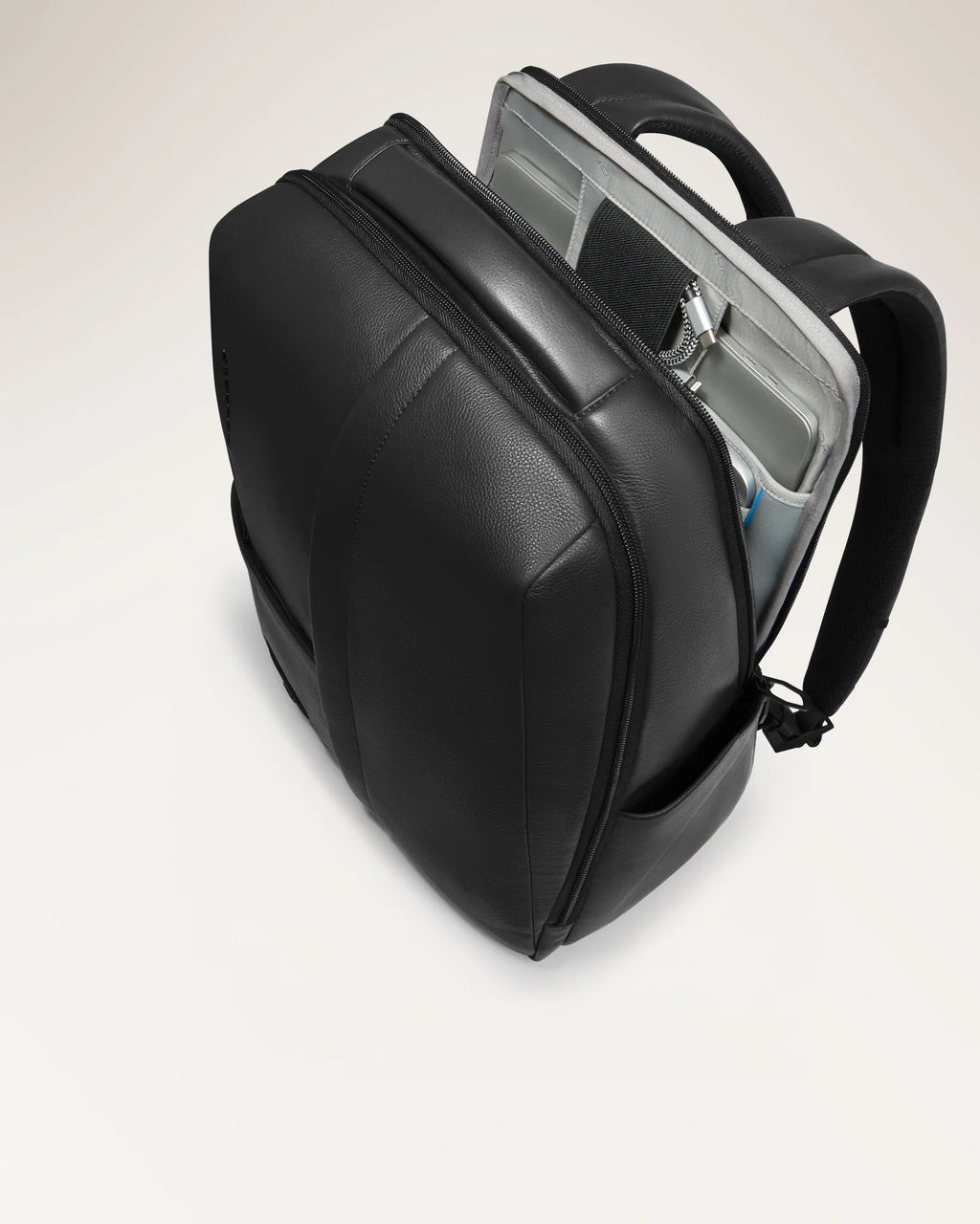 Piquadro Zaino Uomo Nero in pelle  Porta Pc 15,6" E Ipad CA6767W137