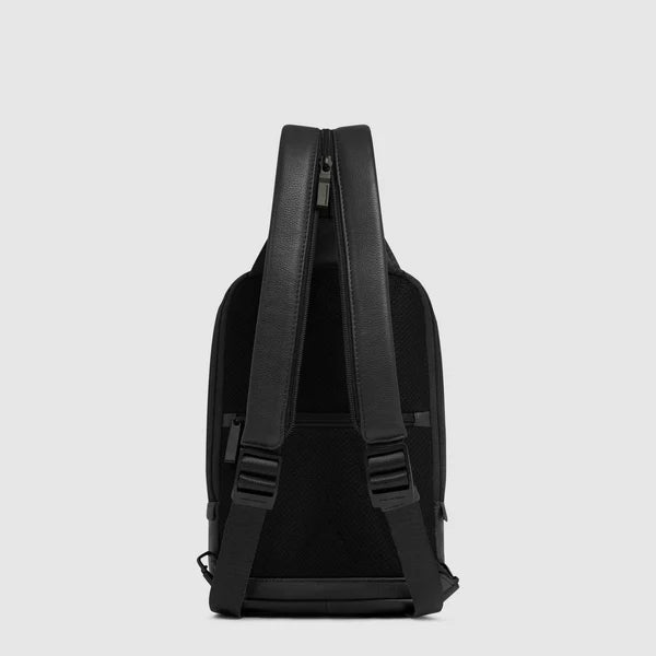 Piquadro Zaino Monospalla uomo in pelle  porta iPad®mini Nero RFID CA6916S142