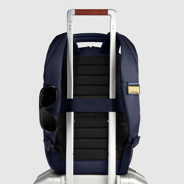 Piquadro Zaino da viaggio e moto in tessuto riciclato e pelle Blu,  con USB e RFID CA6927S143BM