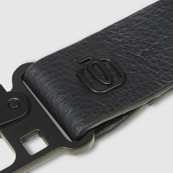 Piquadro Moschettone portachiavi in pelle e metallo nero PC6846W137